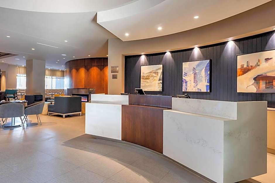 Cambria Hotel Minneapolis Downtown
