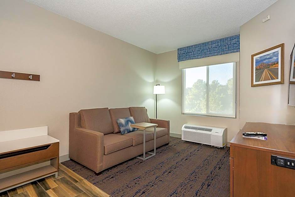 Hampton Inn By Hilton And Suites Flagstaff