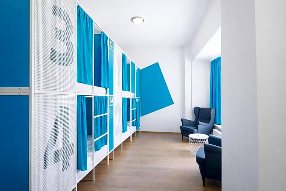 WOW City Hostel