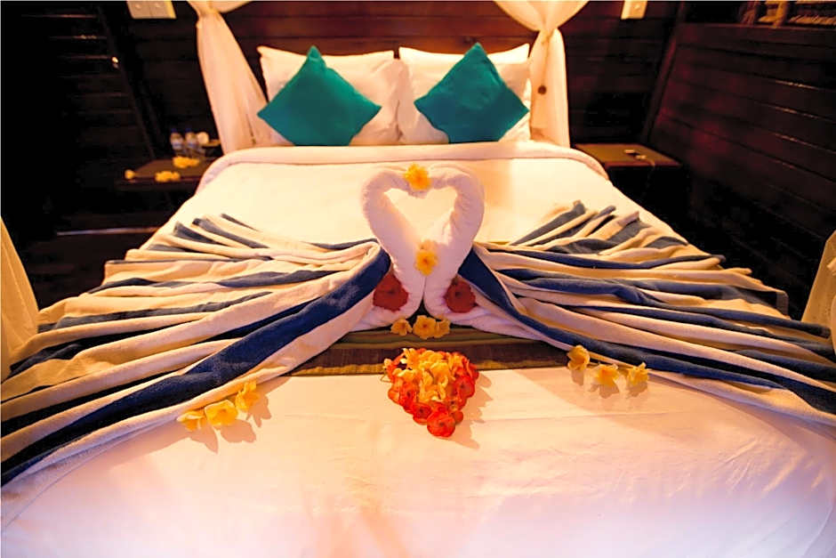 Sunset Coin Lembongan