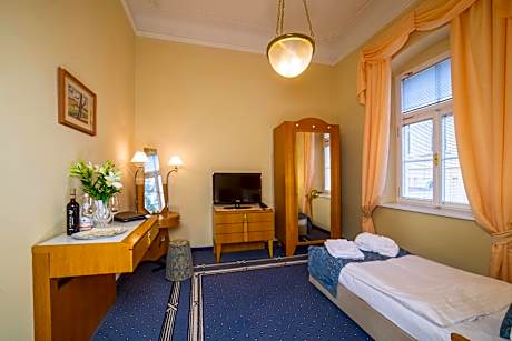 Special Offer - Single Room with Wellness Package and Half Board