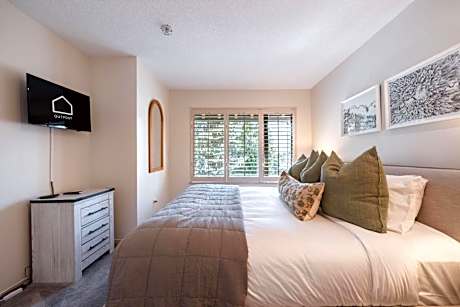 Three-Bedroom Townhouse