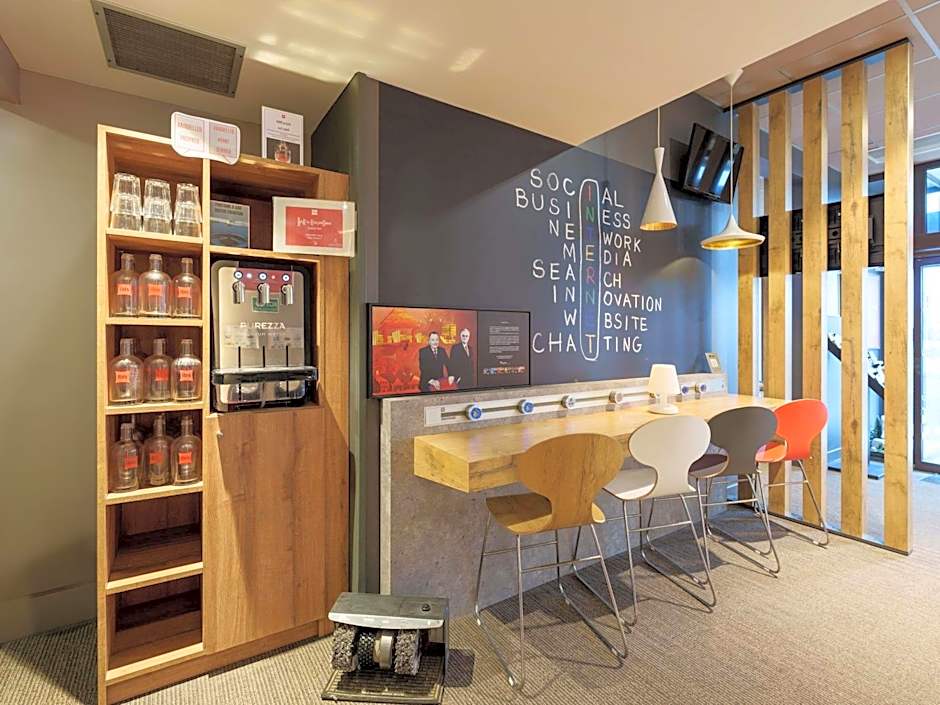 ibis Saint Quentin Basilique