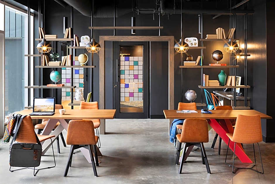 Moxy Halifax Downtown