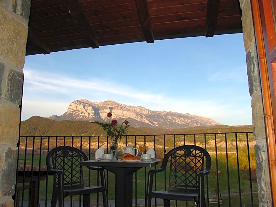 Hotel & SPA Peña Montañesa