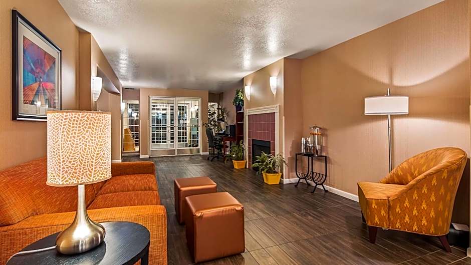 Best Western Luxury Inn