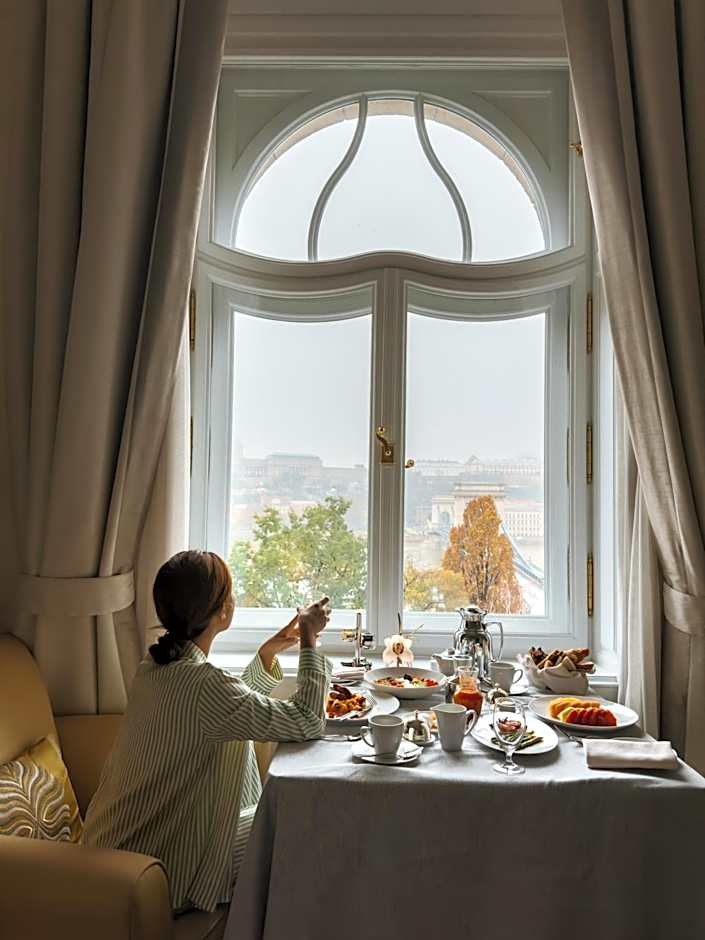 Four Seasons Hotel Gresham Palace Budapest