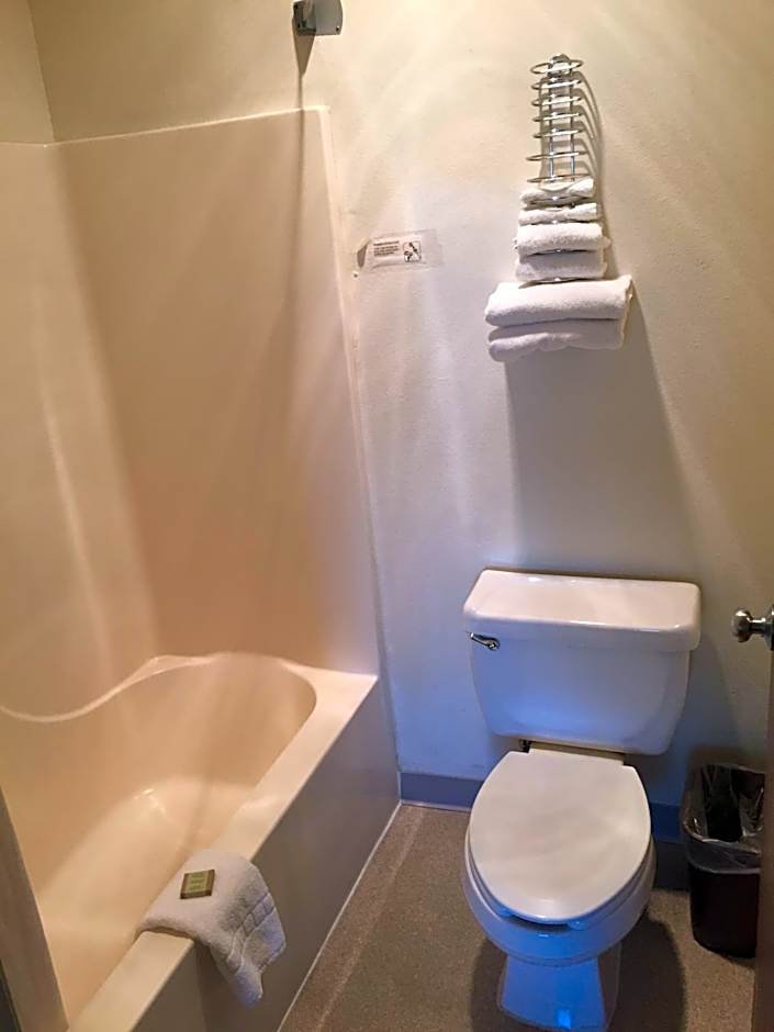 Super 8 by Wyndham Willcox