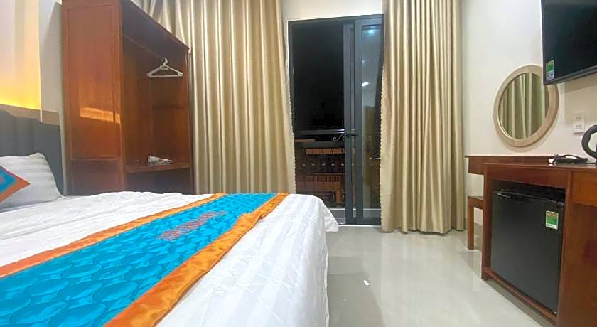 KHÁCH SẠN Biển Xanh