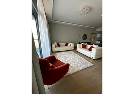 Deluxe Furnished Apartment in Mall Of Arabia Towers , AEON 1407