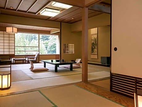 Superior Japanese-Style Room with Private Bathroom