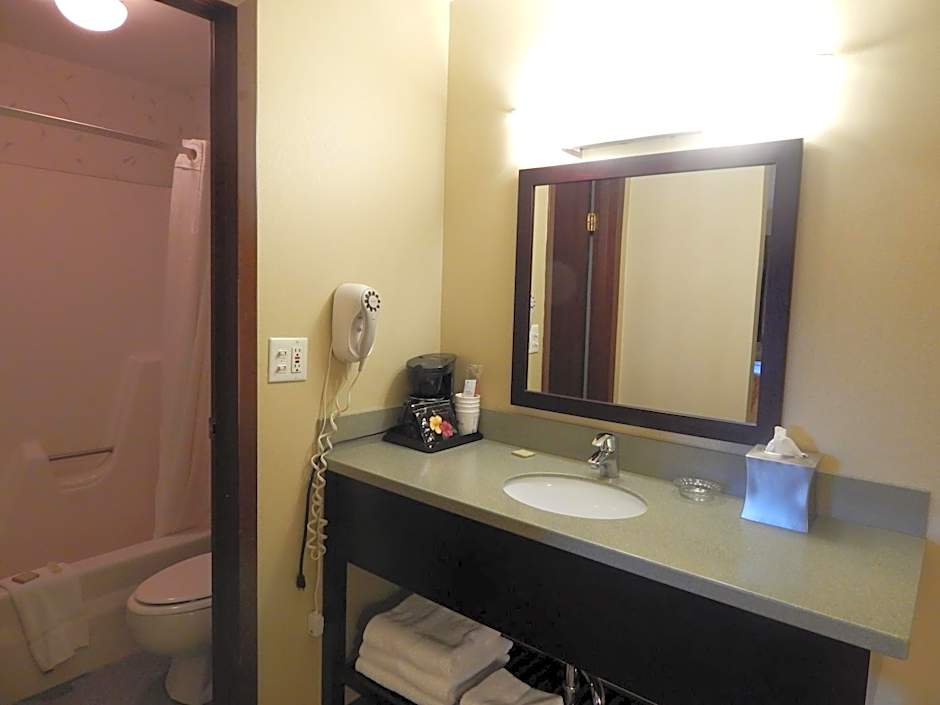 Super 8 by Wyndham White River Junction