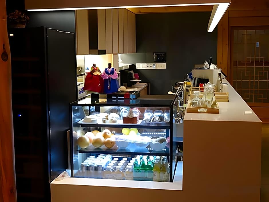 Hwangnamkwan Hanok Guesthouse