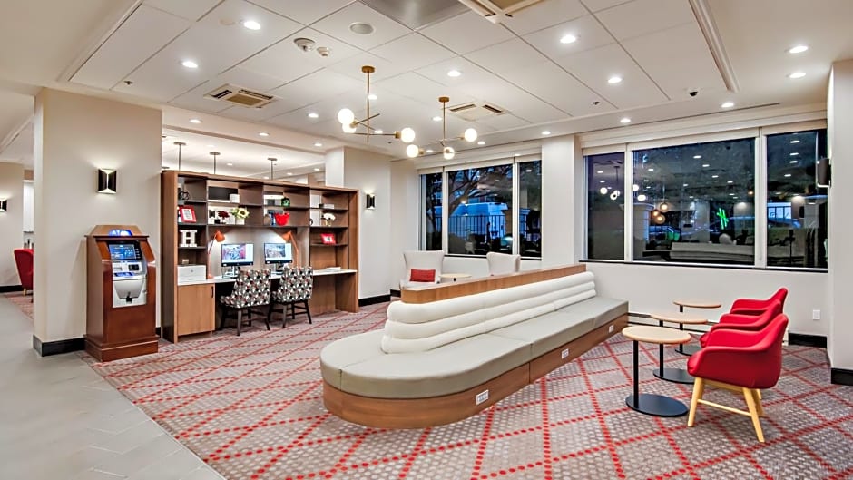 Holiday Inn Washington-Central/White House By IHG