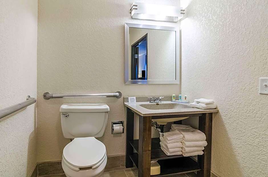 Quality Inn Great Bend