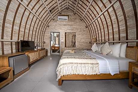Lumbung Room