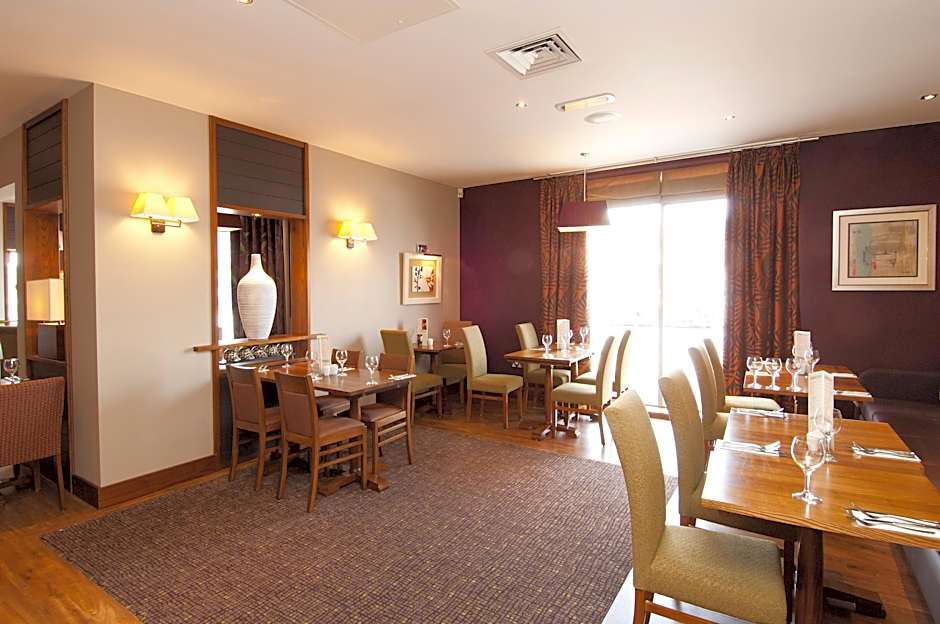 Premier Inn Exeter Central St Davids