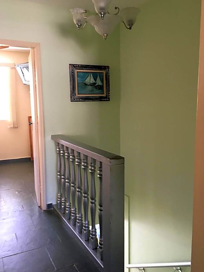 Casinha de Boneca em Juquey