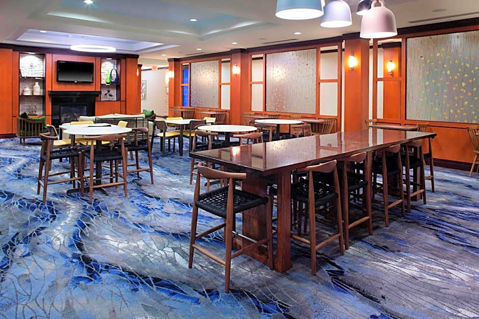 Fairfield Inn and Suites by Marriott Montgomery EastChase