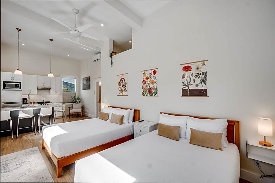 Stirling All Suites Hotel