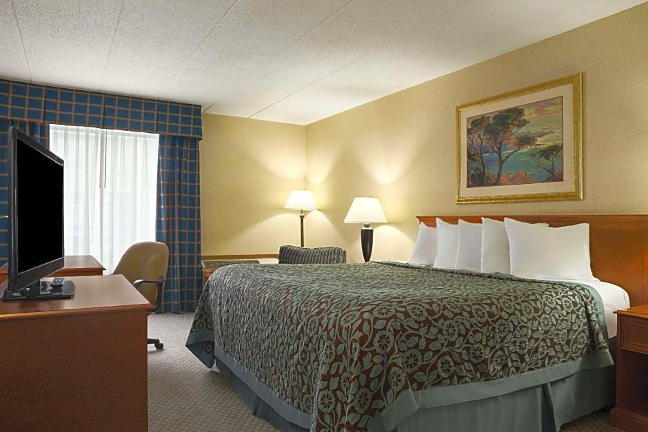 Days Inn by Wyndham Rock Falls