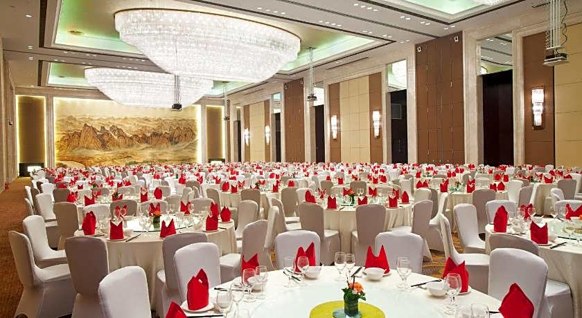 Crowne Plaza Yichang By IHG