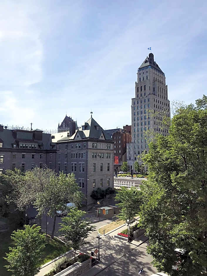 Monsieur Jean, Vieux Québec