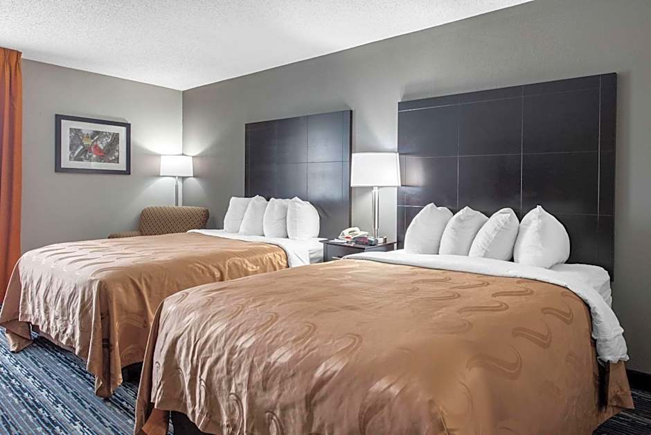 Quality Inn & Suites Brownsburg - Indianapolis West