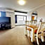 Kingswood Manor Motel