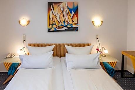 Kleines Doppelzimmer im Nebengebäude