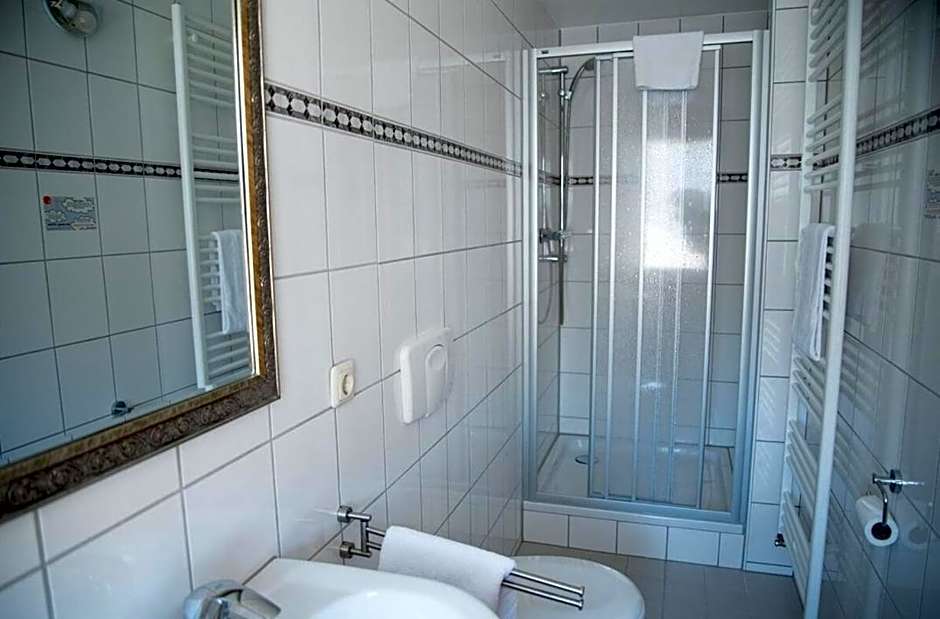 Mahlzeit - Hotel Brauhaus Weyhausen - Keramikstudio