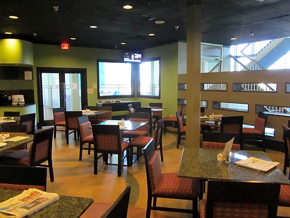 Wyndham Garden Midland