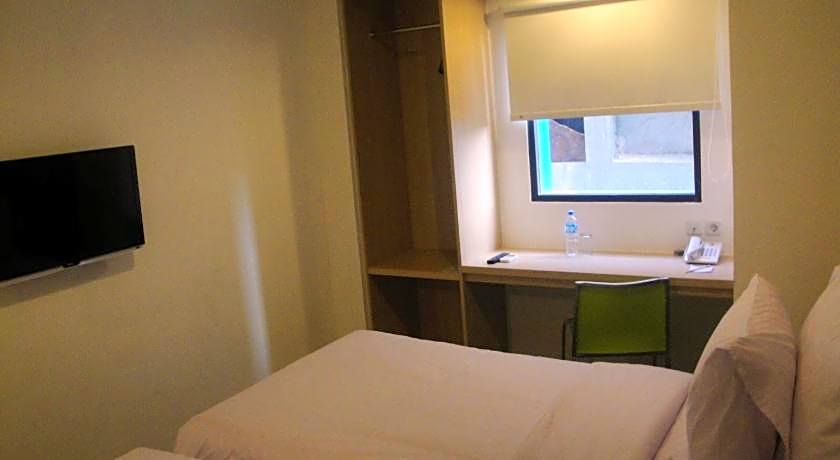 Top Hotel Manado By Gran Puri