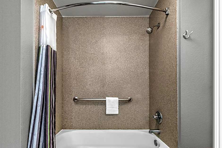 La Quinta Inn & Suites by Wyndham Belton - Temple South