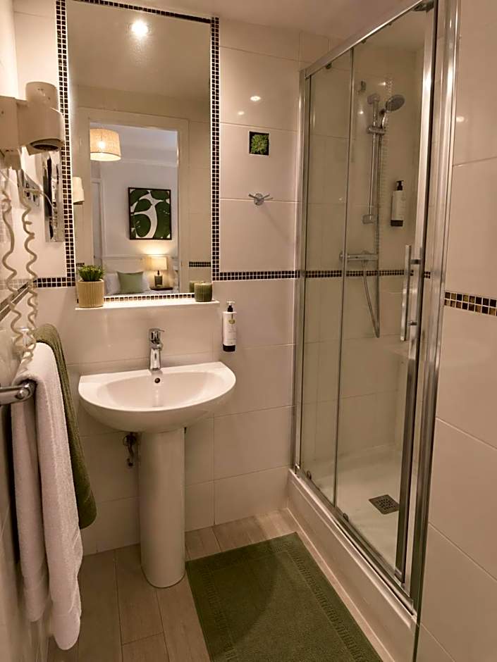 Hotel Cayrons Vence & St Paul de Vence