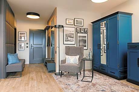 Hotel-Double Room with Lake View