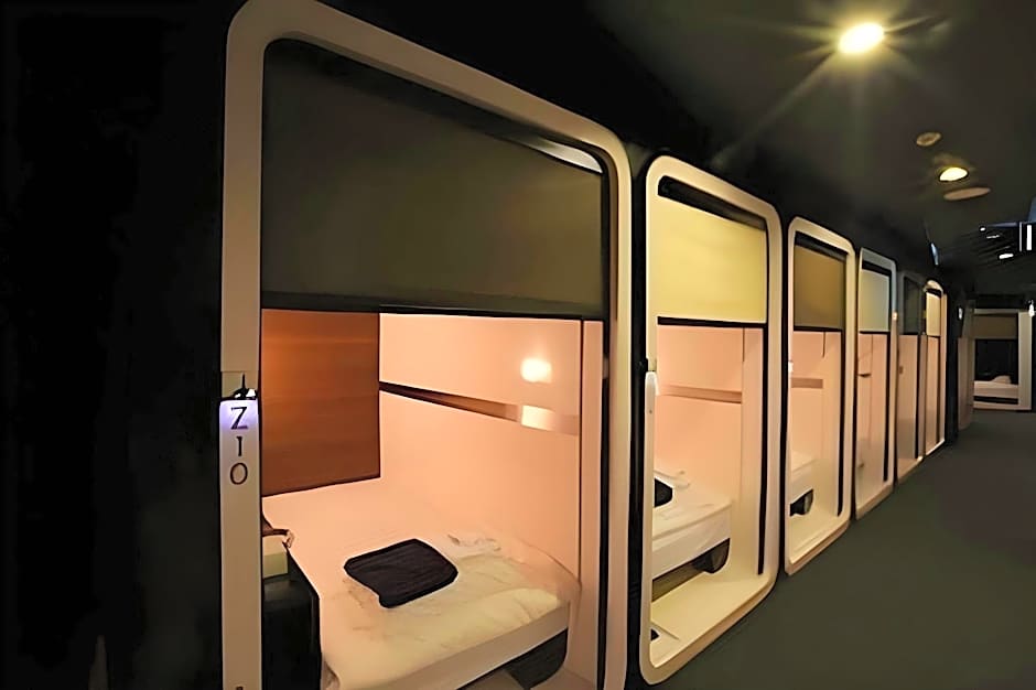 First Cabin Haneda Terminal 1