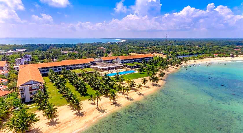 Amaya Beach Pasikudah