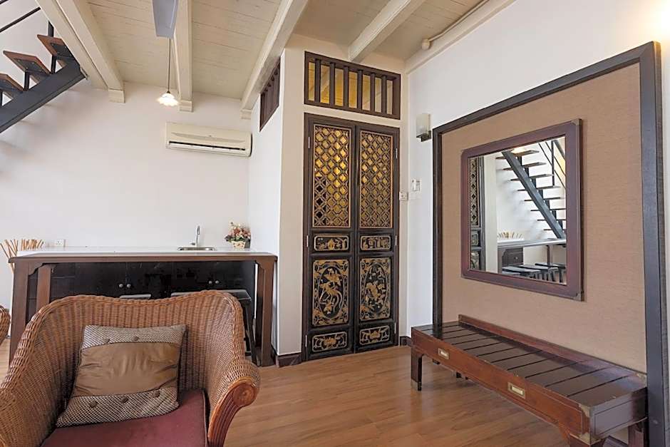 Photo 1 of 5 of Duplex Suite
