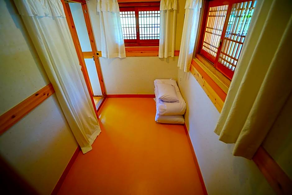 Norijam Hanok 1Ho