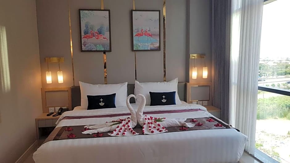 Elegant Airport Hotel