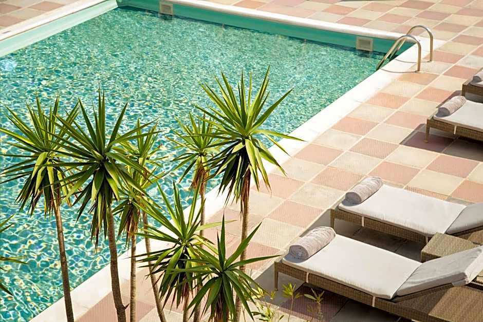 Doryssa Lithos Hotel