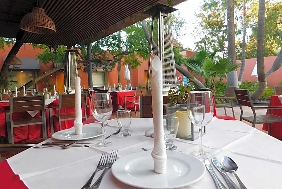 Hotel Palacio Azteca Tijuana, Trademark by Wyndham