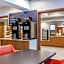 Holiday Inn Express & Suites Lancaster by IHG