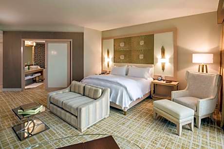 Junior King Suite