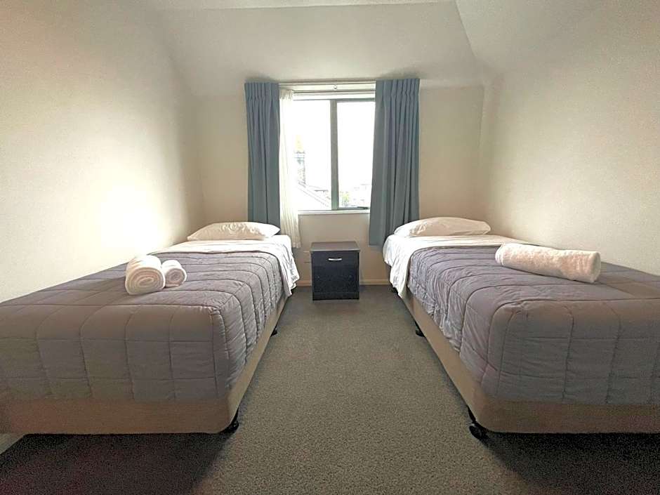 Alcala Motor Lodge