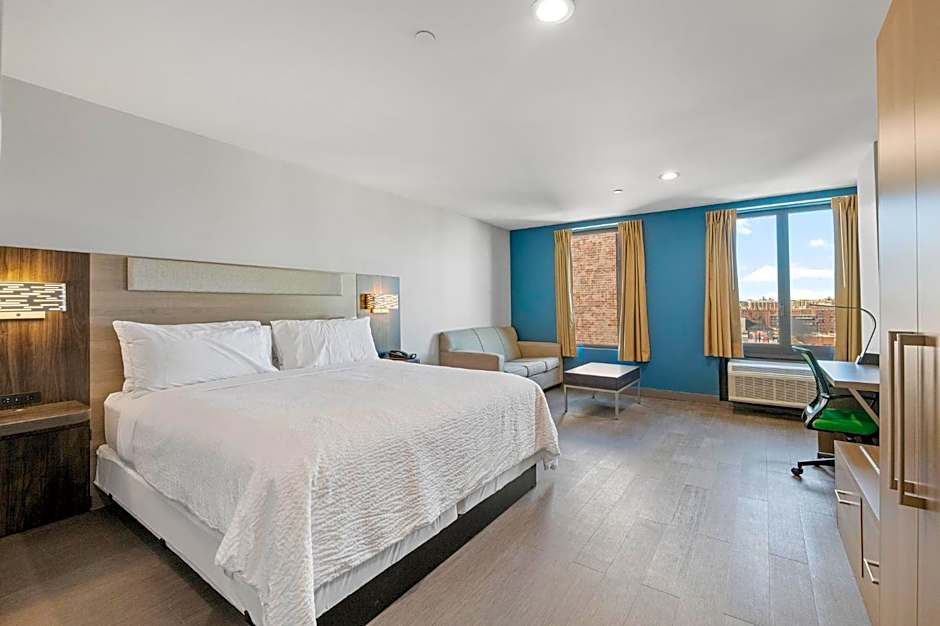 Holiday Inn Express And Suites Bronx NYC By IHG