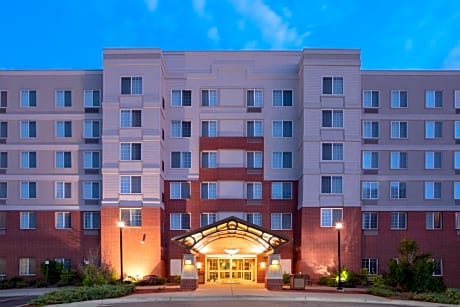 Staybridge Suites Denver International Airport, an IHG Hotel