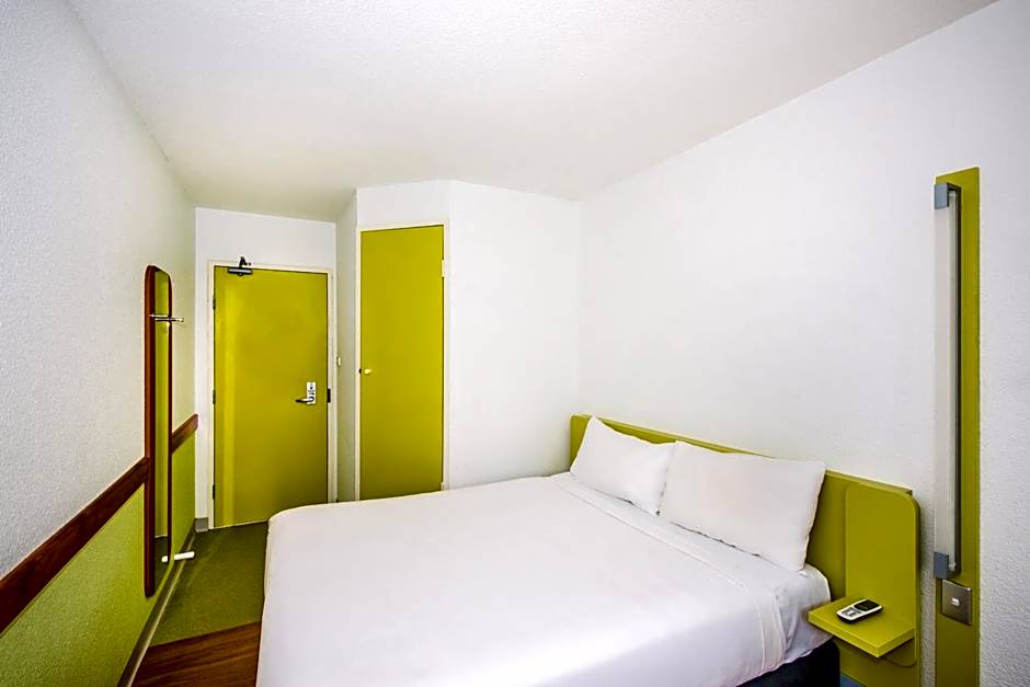 Ibis Budget St Peters