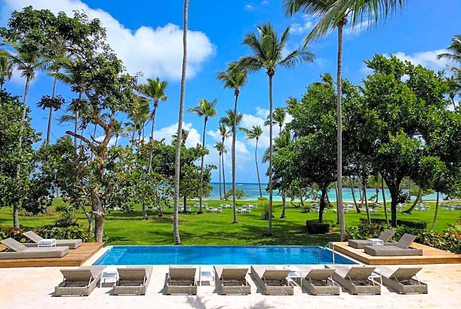 Wyndham Alltra Samana All Inclusive Resort